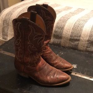 Pre owned Cowboy boots size: 10 1/2